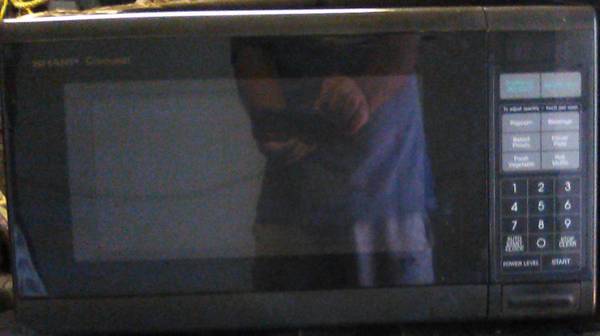 Sharp microwave, excellent condition, CLEAN 1