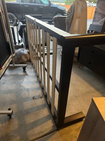 Twin bed frame - Very Solid, Good quality 1