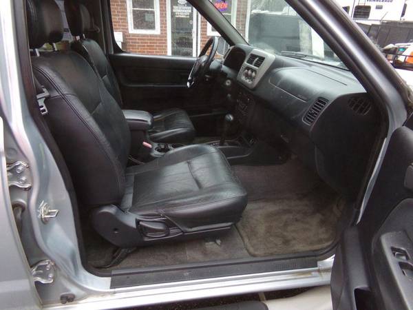 2001 NISSAN FRONTIER CREW CAB SHORTBED - $4,450 (locust grove)63620196934147122