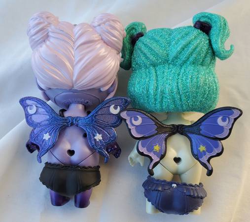 POOPSIE Rainbow Surprise Fantasy Friends 2 Muñecas y Botella para Bebés - $5 (Tacoma)63439433612803122