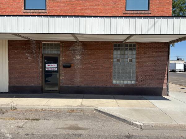 $750 / 700ft2 - 700sf Espacio comercial para alquiler (Burley)63836555039235120