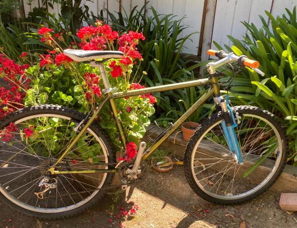 Nice Classy Restored vintage Med Gary Fisher Hoo Koo E Koo 1