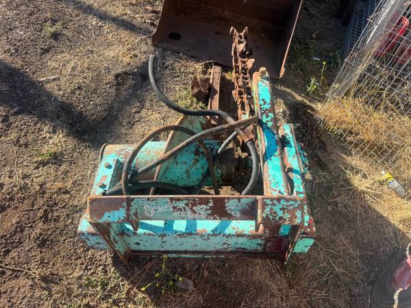Mini bobcat trencher attachment 1