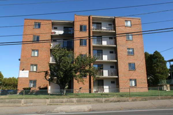 $1,950 / 1br - QUINCY CAMINATA A T Y CENTRO (QUINCY)63655181426435120