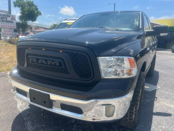 2013 RAM QUAD CAB 140.5 - Photo 8