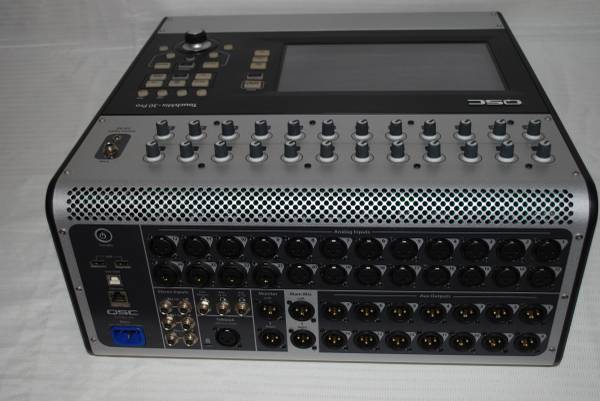 QSC TOUCHMIX 30 PRO  adding a external harddrive 1