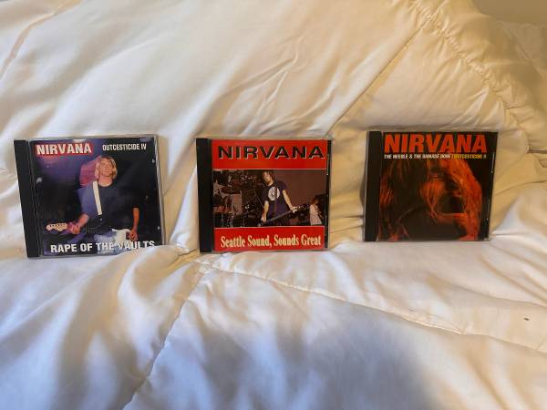 Nirvana bootleg cds. All original. 1