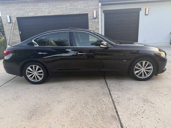 2015 INFINITI Q50 Premium AWD 4dr Sedan 99 K MILE - $13,900 (183 and Mcneil)63439493906177124
