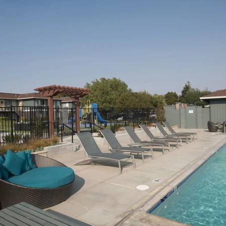 $2,930 / 2br - 1020ft2 - Dish Washer, Fireplace, Short Term Leases Available, Carport64009497924993124