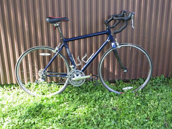 56cm Trek Pilot 5.2 1