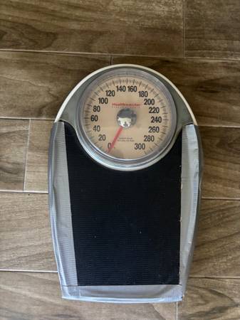 Bathroom Scale 1