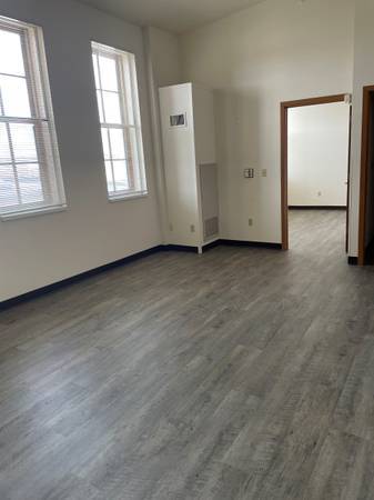 $755 / 1br - Riverfront Park views! Utilities included! (Downtown Chippewa Falls)63845958735491123