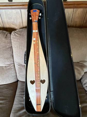 Dulcimer 1