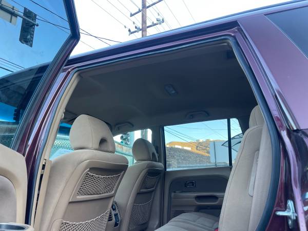 2007 Honda Pilot FWD, funciona como nuevo. Extremadamente limpia. Pocos kilómetros - $5.799 (SANTA CLARITA)63469624812547123