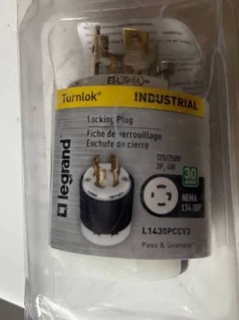 Brand New Legrand L1430PCCV3 30-Amp 125-volt/250-volt Plug 1