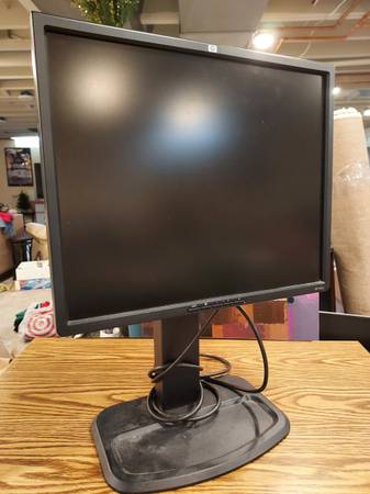 HP Computer Monitor 1