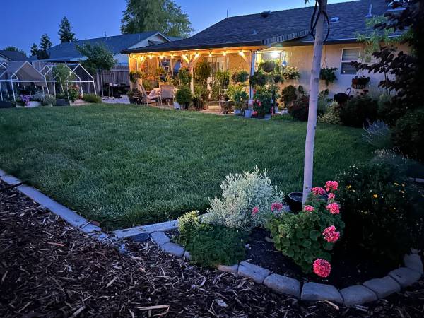 $875 / 1br - 151ft2 - Room 4 Rent in County Heights Subdivision Redding63972532778370123