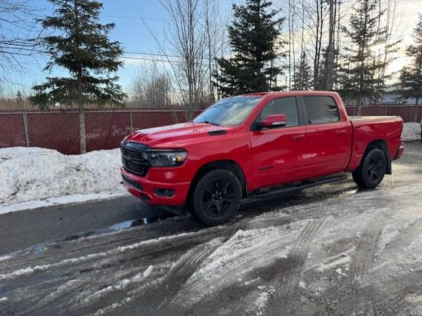 2020 RAM 1500 CREW CAB BIGHORN 4X4 TRUCK * Low Mi * CLEAN CARFAX * - $32,900 (Anchorage)634706070483211229