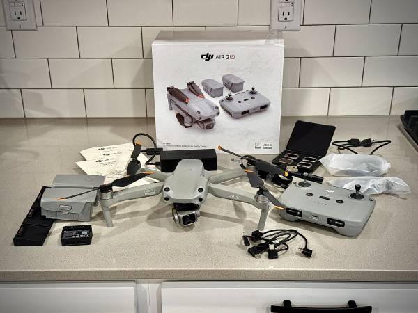 DJI Air 2s Fly More Combo with RC-N1 - electronics - by owner