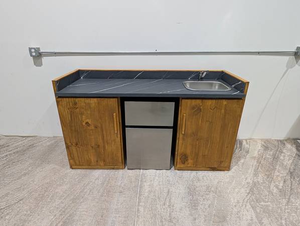 Kitchen cabinet with countertop, sink and faucet 1