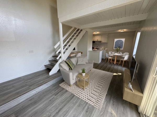 Upgraded Homes Available, Upper level Home, 1/bd 1/ba 1