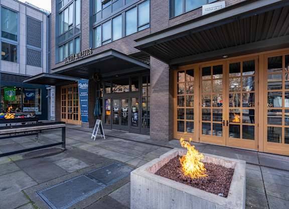 $2,074 / 516ft2 - Studio, Mobile Kitchen Island, Quartz Countertops (Seattle - Tacoma)63934419076994120
