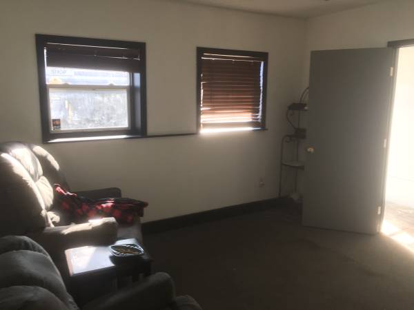$3,000 / 4125ft2 - 4125ft Shop for Lease (110 Chehalis St.)63923059663875123