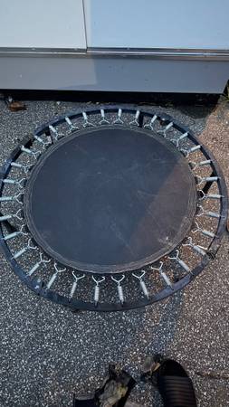 Single person trampoline 1
