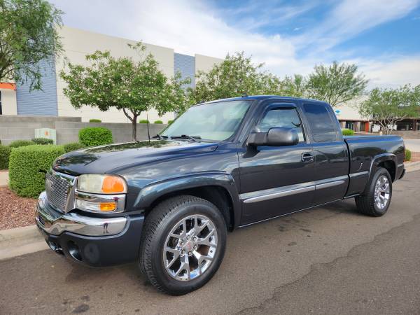 2004 GMC Sierra 4WD SLT, pocos kilómetros, 4 puertas - $13,500 (Phoenix norte)63470414630659121