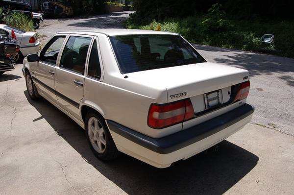 1997 Volvo 850 GLT - $3.900 (Montrose)63436936738435122