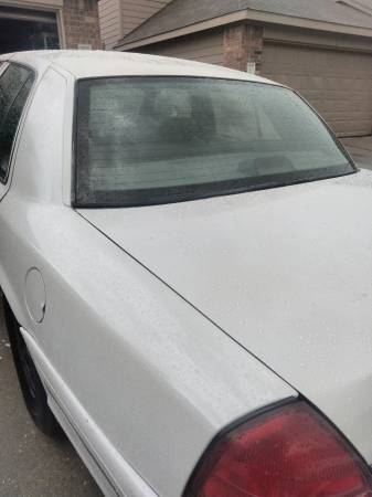 Interceptor de Policía Ford Crown Victoria 1999 - $2,100 (Willis)63622447871107123