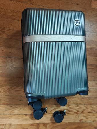 wheeled luggage for budget airline 1