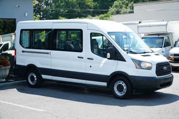 2015 FORD TRANSIT 350 TECHO MEDIO VEHÍCULO PARA PASAJEROS 12 ASIENTOS - POCAS MILLAS - $21,993 (Kennesaw)63620344467201120