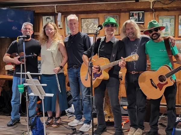Irish Fiddler/Violin player Needed for Established Irish Band 1