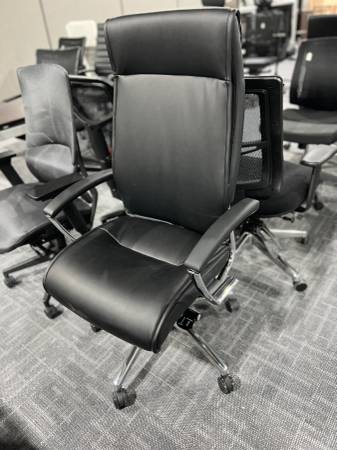 Black Leather Executive High Back Chair 1