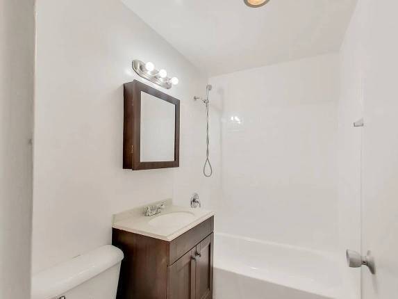$902 / 1br - Charming 1BR Apartment with Plenty of Natural Light (sunnyvale)63888990994305122