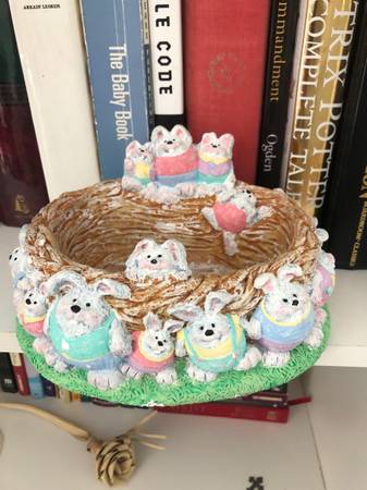 RABBIT CANDY BOWL 1