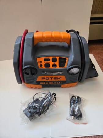 JUMP STARTER with AIR COMPRESSOR 1