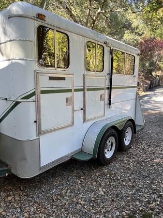 2H Slant Load Bumper Pull Custom Built Horse Trailer 1