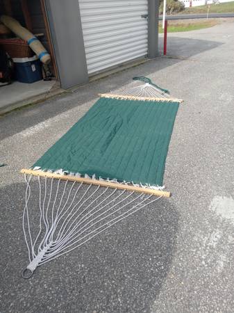 Cotton Quilted Hammock 1