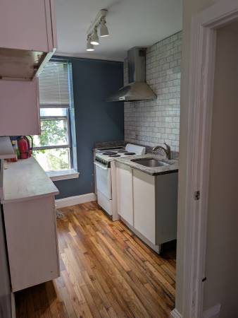$3,600 / 5 habitaciones - ¡Casa adosada de 5 habitaciones reformada! (Roxbury)63856552840835122