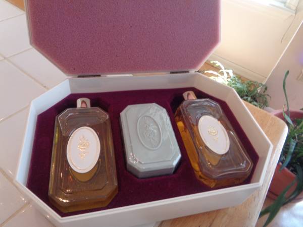 Avon Moonwind Treasure Chest 1