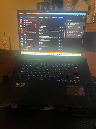 MSI Stealth 14 Studio gaming Laptop - 13th gen core i7 - 16 GB DDR5 Ram - RTX 40 1