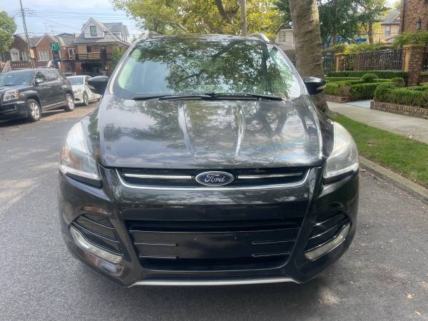 2014 Ford Escape Titanium AWD en excelente estado - $4,990 (Brooklyn NY)63441360866433123