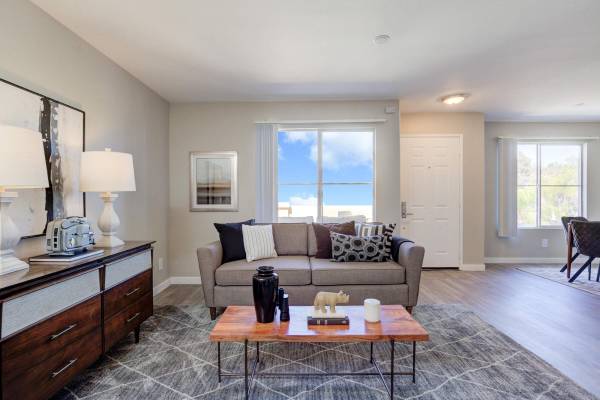 $2,719 / 2br - 957ft2 - Beautiful 2-Bedroom Townhome  Hardwood Floors + In-Unit Washer & Dryer (18005 W. Anne's Circle, Los Angeles, CA)63701016177409123