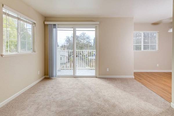 $2,850 / 2br - 980ft2 - A Block from Public Transportation, Easy Freeway Access, Dishwasher (napa county)63657880164995120