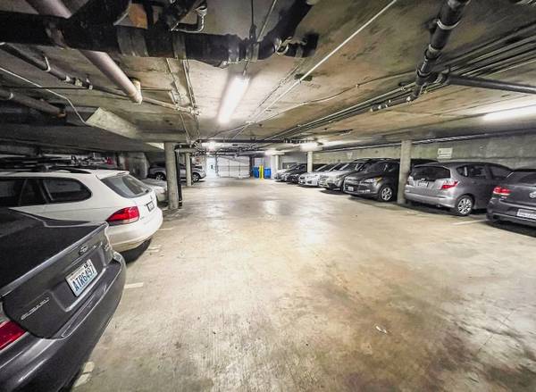 $2,295 / 2br - 967ft2 - 2bd 1b967sqft (Seattle)63934416443651121