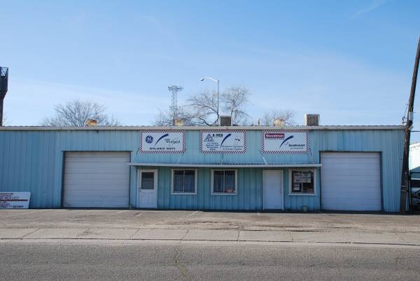 Warehouse Building for rent - Available January 1st 1