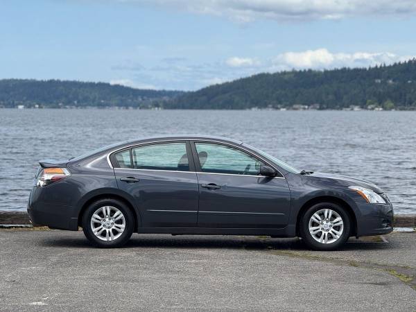 2012 NISSAN ALTIMA 117k millas TÍTULO LIMPIO - $5999.00 (Seattle)63617178965763124