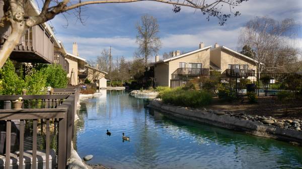 $2,030 / 2br - 1147ft² - $2,030 / 2br - 1147ft²/ $500 Off First Month Rent (Citrus Heights)63790862025217122
